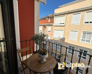 Terrassa de Dúplex en venda en Laredo amb Calefacció, Terrassa i Moblat