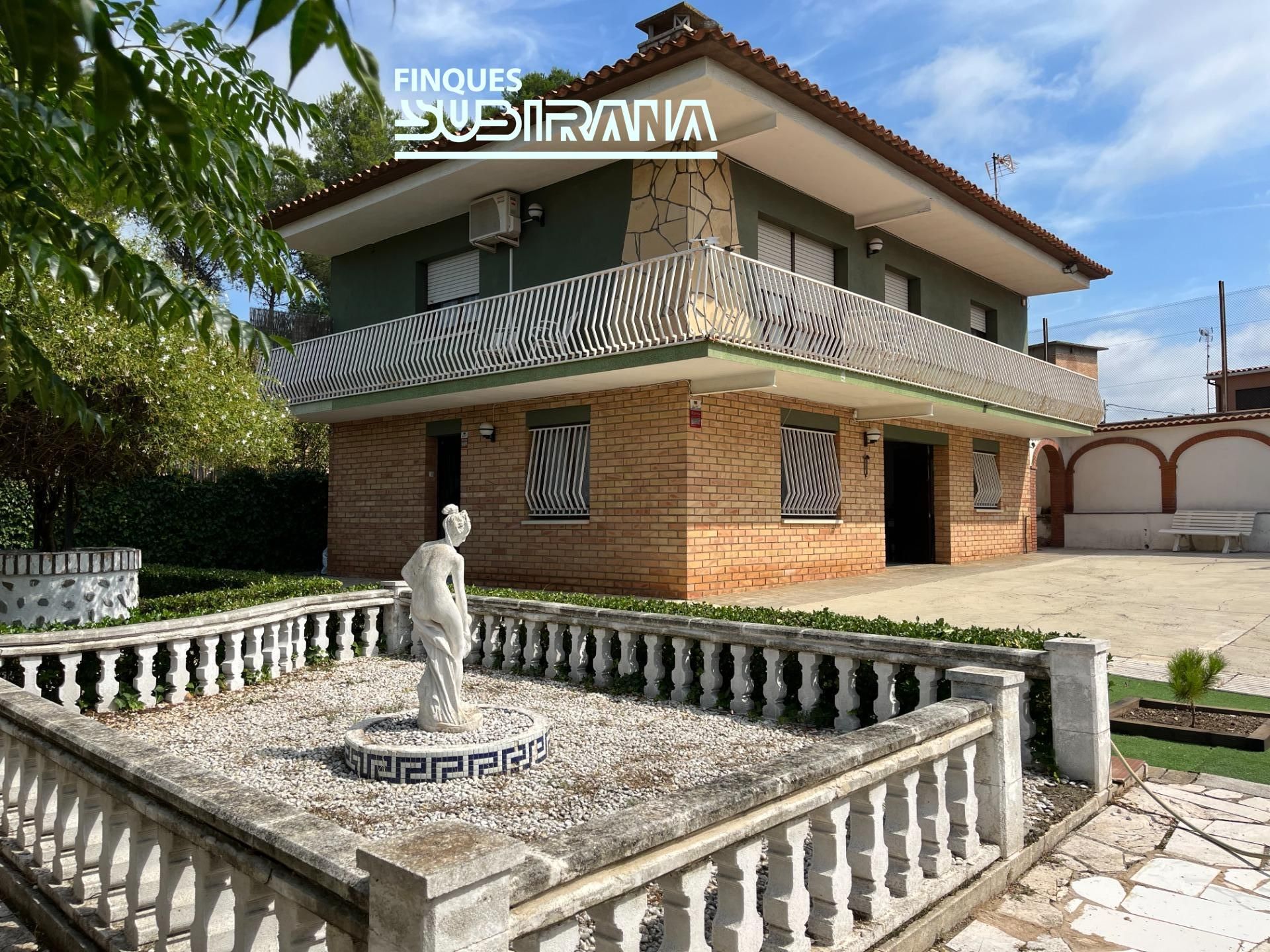 Vista exterior de Casa o xalet en venda en Piera amb Calefacció, Jardí privat i Terrassa