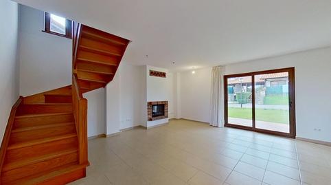 Foto 3 de Casa adosada en venda a Mijares - Bo Mijares, Santillana del Mar, Cantabria