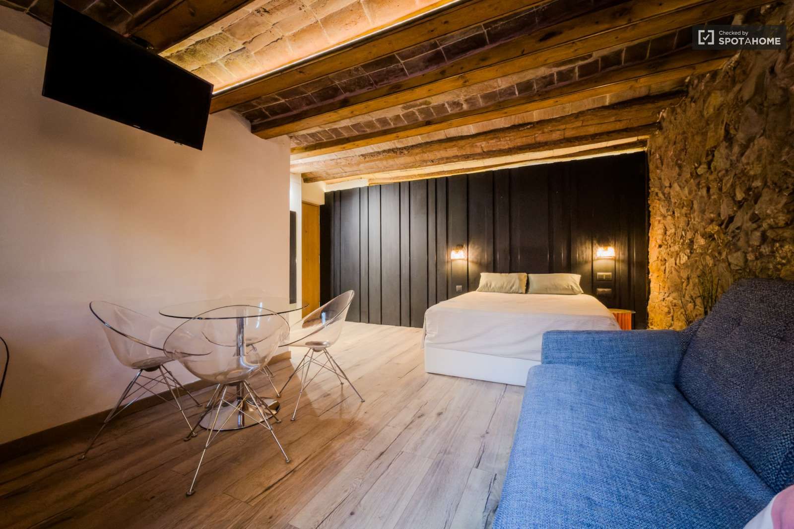 Dormitori de Estudi per a compartir en  Barcelona Capital amb Aire condicionat, Terrassa i Moblat