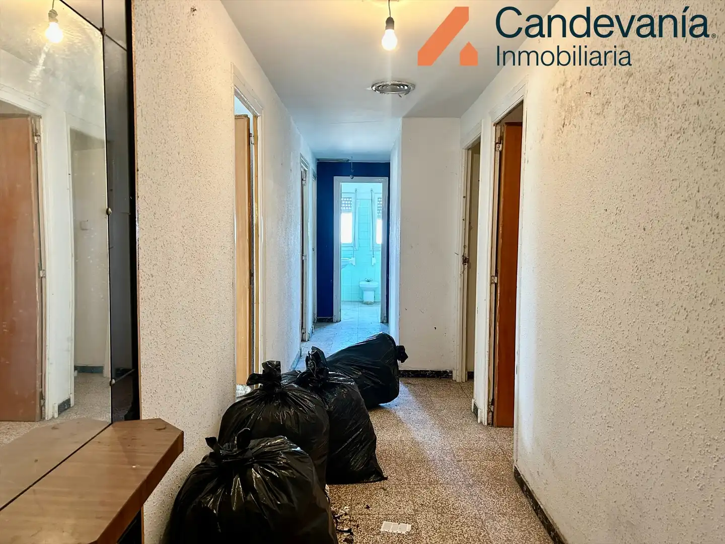 Nave industrial en venta en Zuera