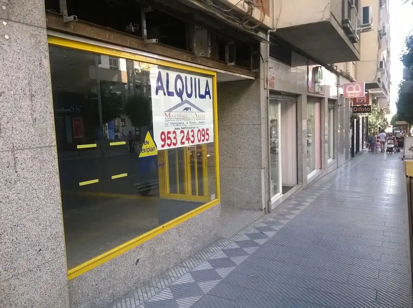 Local de alquiler en  Jaén Capital con Aire acondicionado