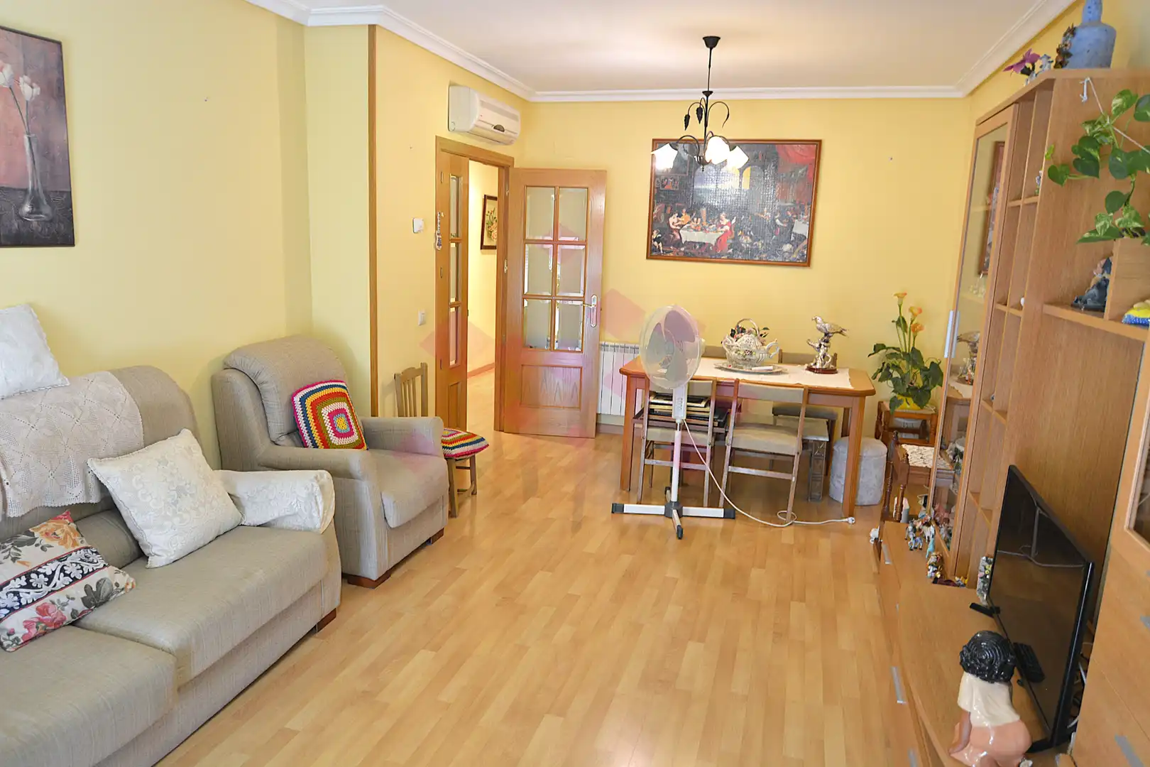 Living room of Flat for sale in Carrión de Calatrava  with Air Conditioner, Heating and Furnished