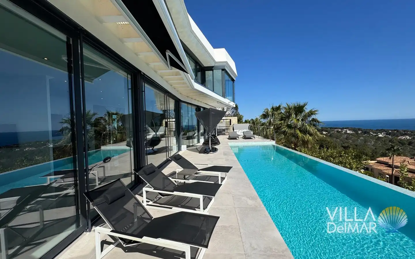 Terrasse von Haus oder Chalet zum Verkauf in Calpe / Calp mit Klimaanlage, Heizung und Privatgarten