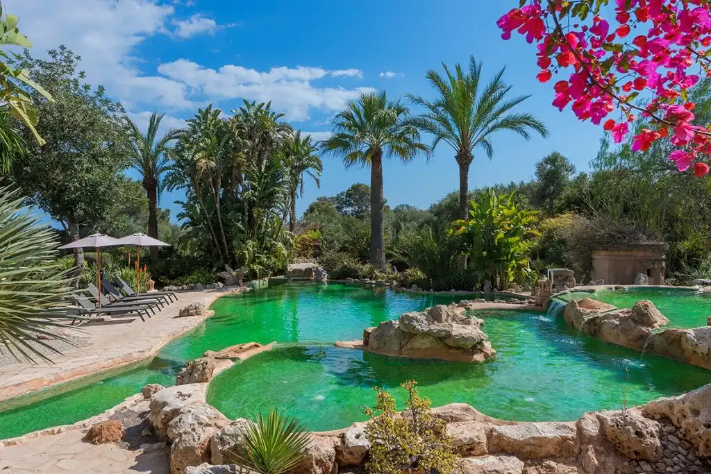 Piscina de Finca rústica en venta en Santanyí con Calefacción, Jardín privado y Terraza