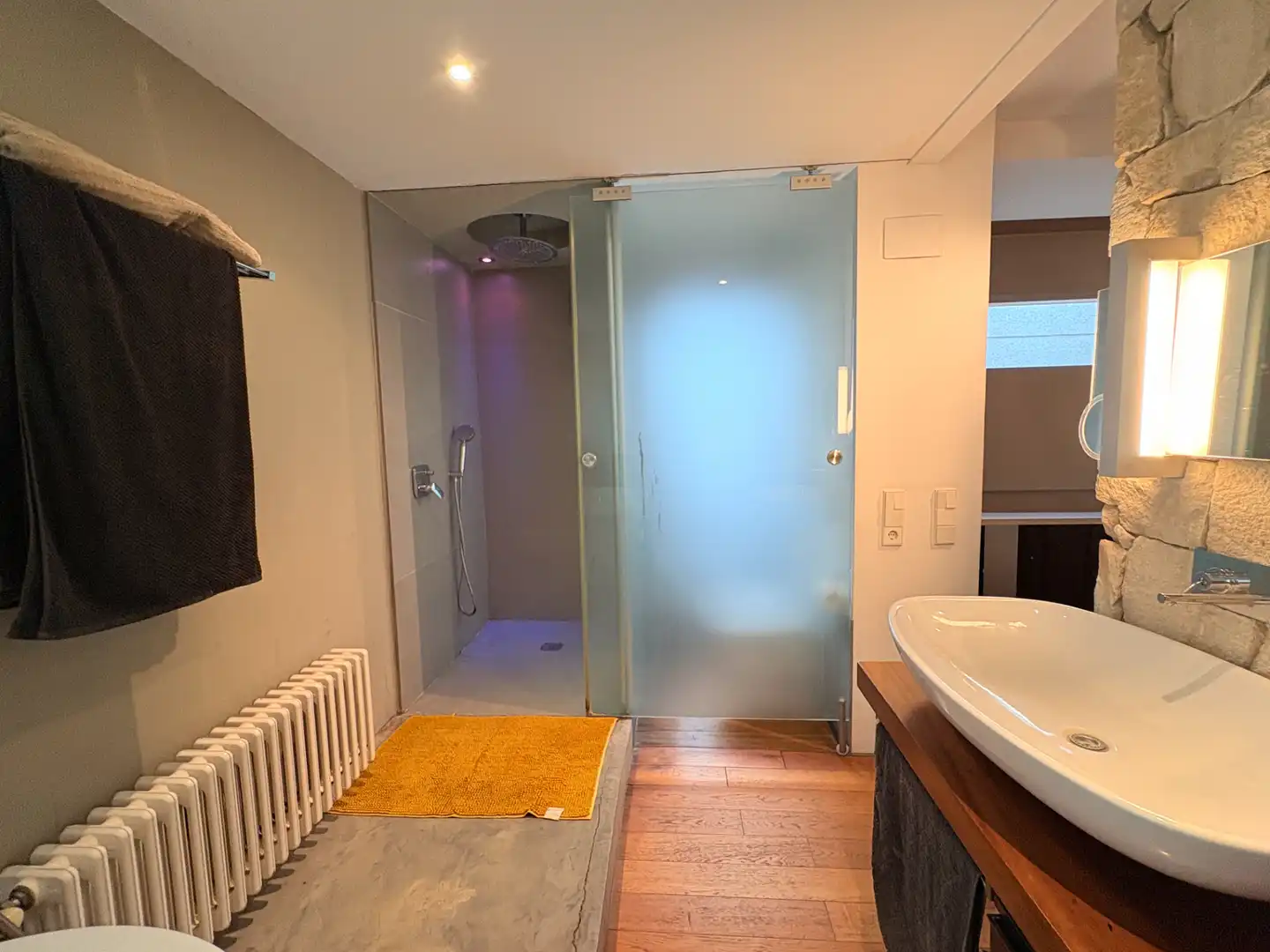 Baño de Casa o chalet de alquiler en Chiva con Aire acondicionado, Calefacción y Parquet