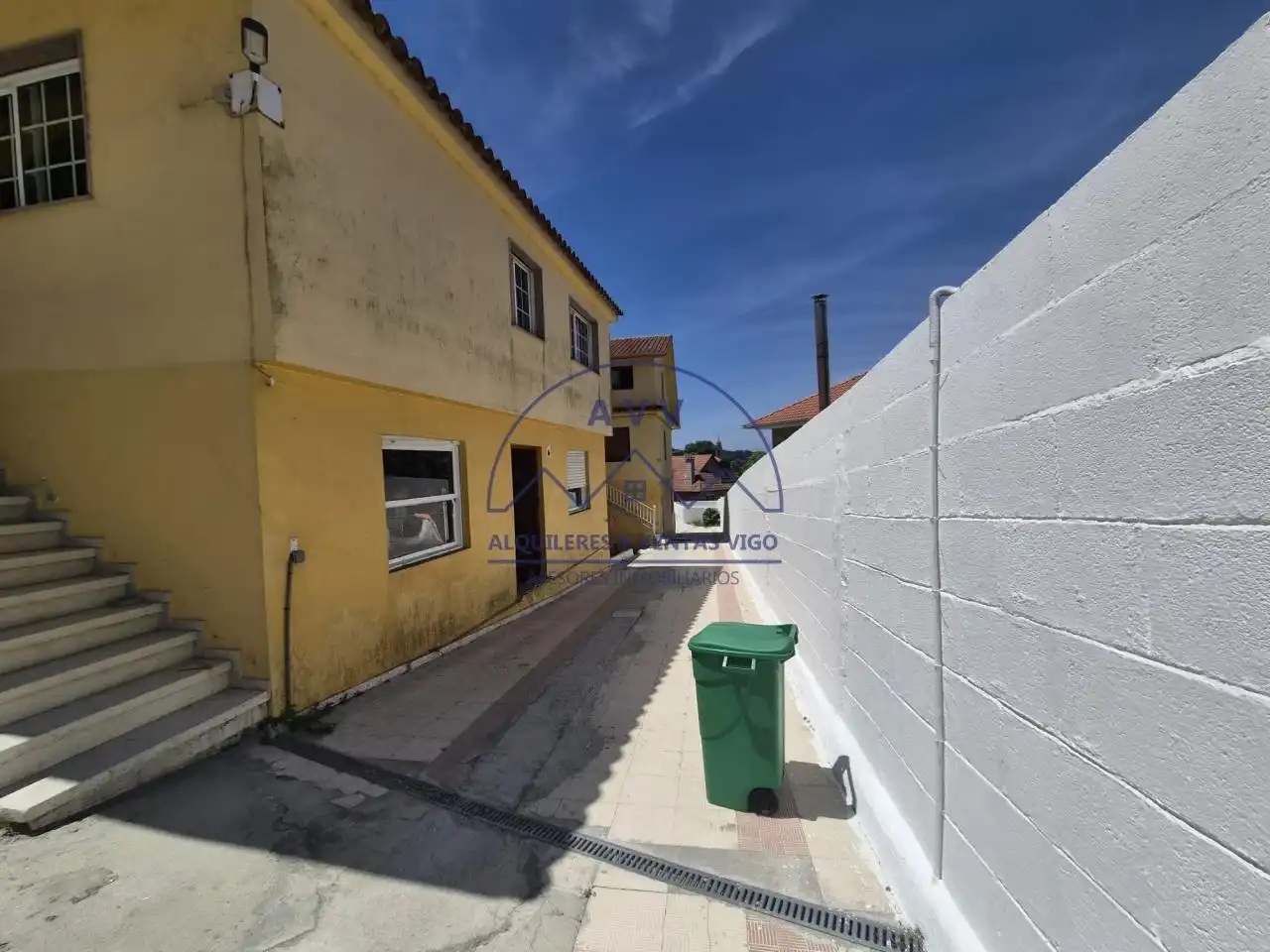 Vista exterior de Casa o chalet en venta en Vigo  con Calefacción, Jardín privado y Terraza