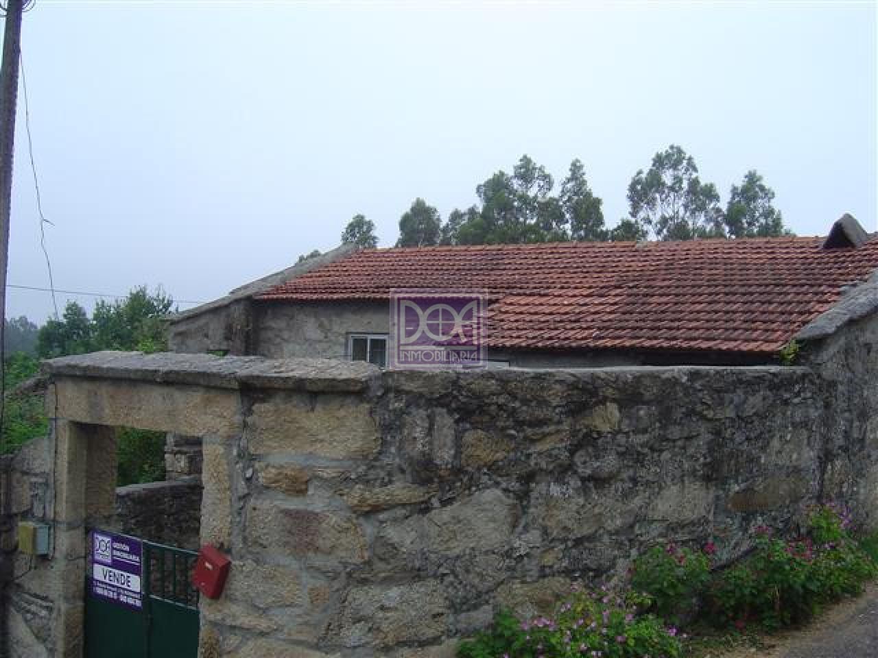 Vista exterior de Casa o xalet en venda en Mondariz amb Jardí privat