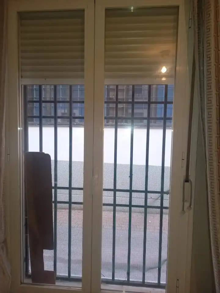 Terrasse von Erdgeschoss zum Verkauf in Zaragoza mit Heizung und Abstellraum