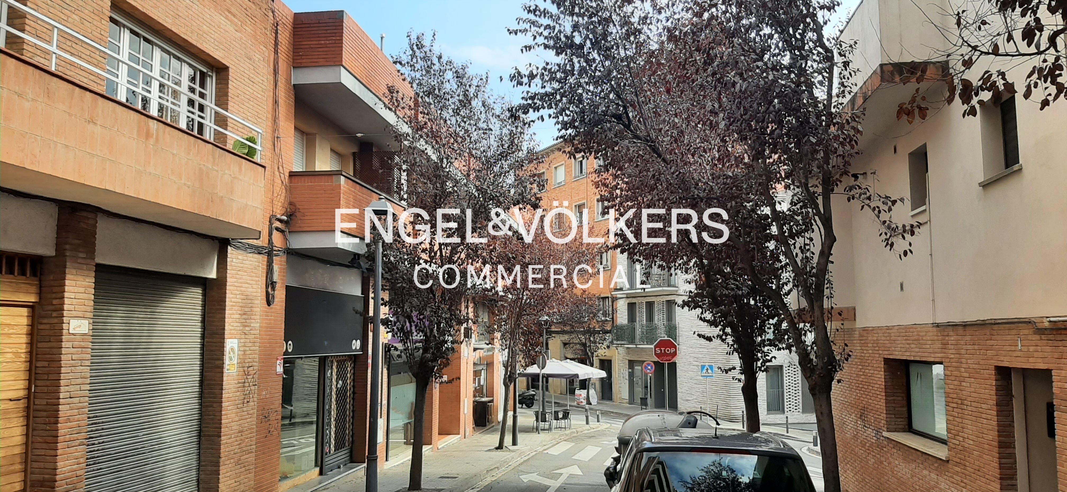 Exterior view of Premises for sale in Sant Cugat del Vallès