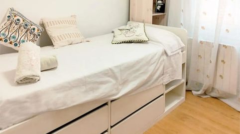 Foto 2 de Habitació a Carrer del Canigó, 80, Horta, Barcelona Capital