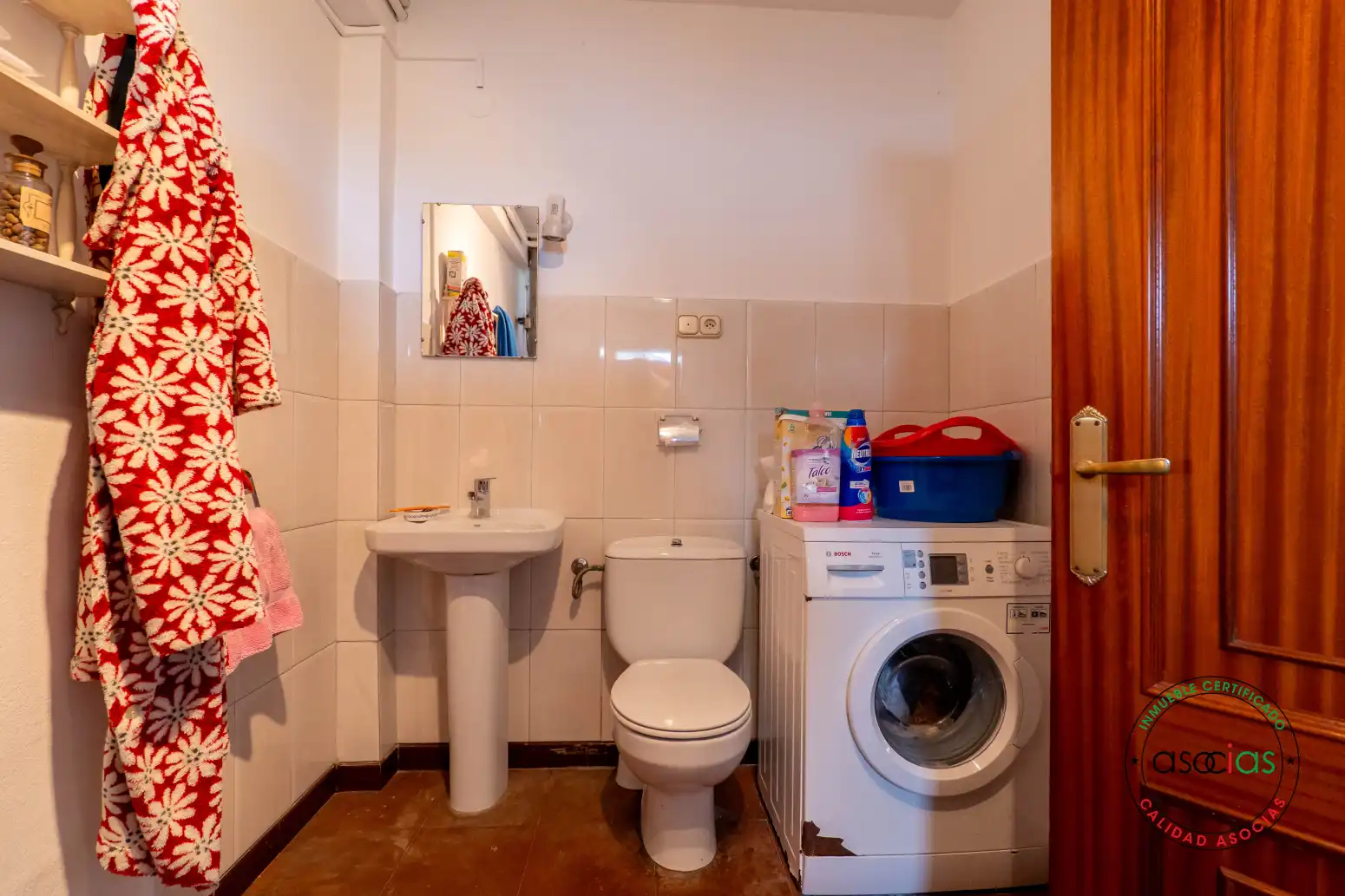 Bany de Casa o xalet en venda en Navia amb Calefacció i Terrassa