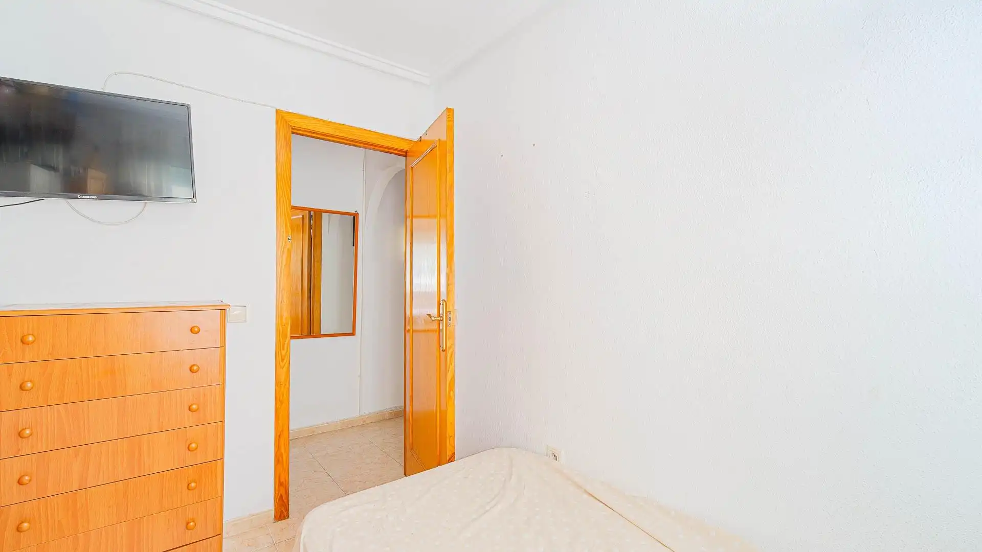 Schlafzimmer von Wohnungen zum Verkauf in Torrevieja mit Terrasse, Möbliert und Gemeinschaftspool