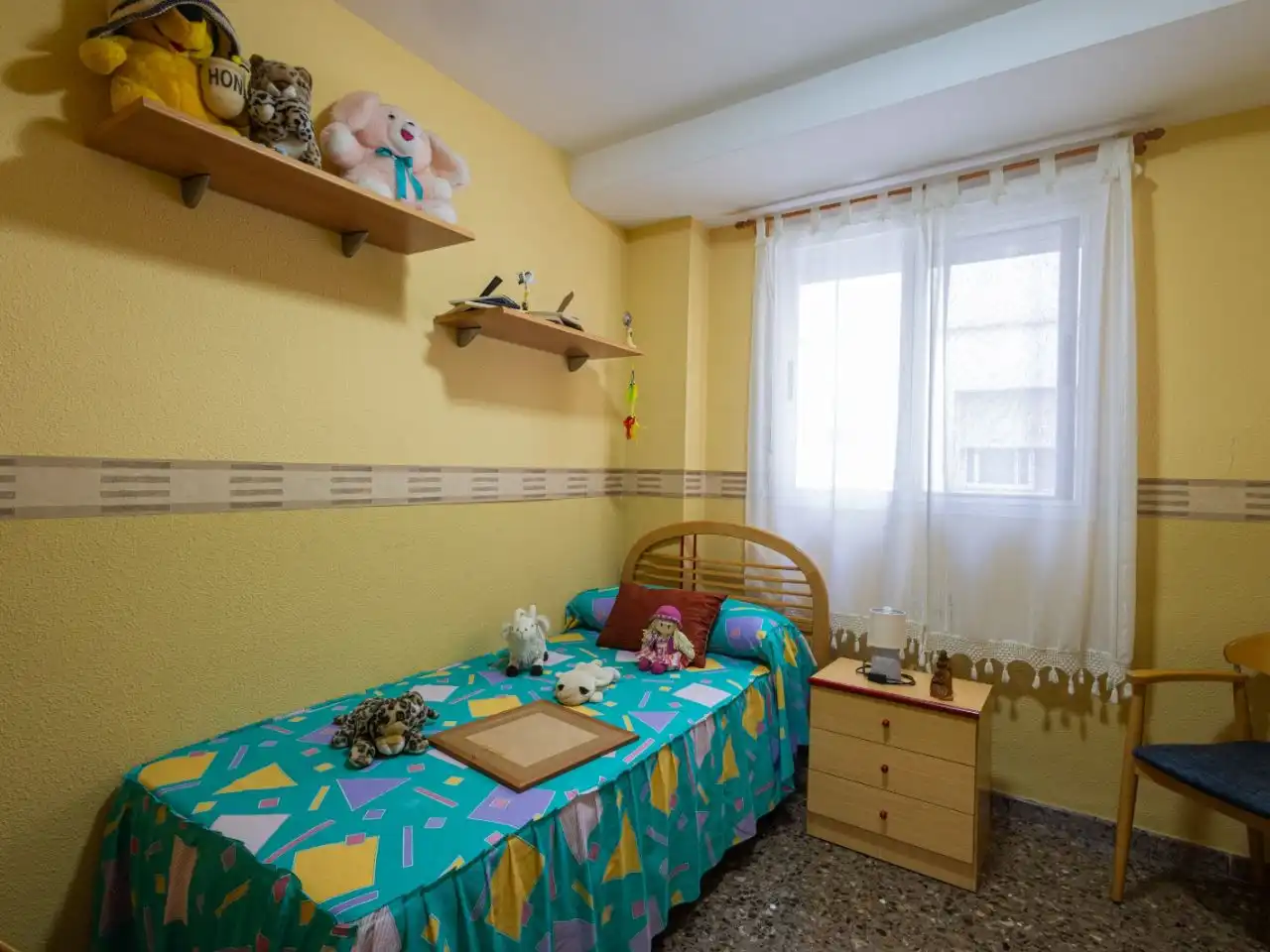 Dormitori de Pis en venda en Burjassot amb Aire condicionat i Balcó