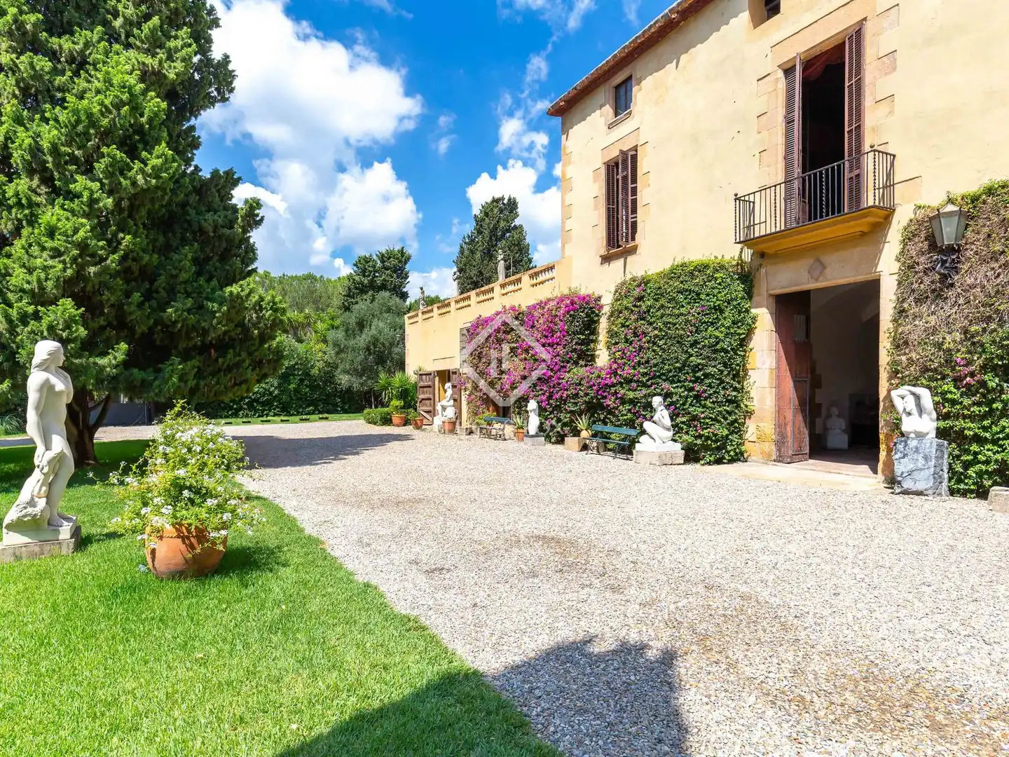 Garden of Houses for sale in Esplugues de Llobregat  with Air Conditioner, Heating and Private garden