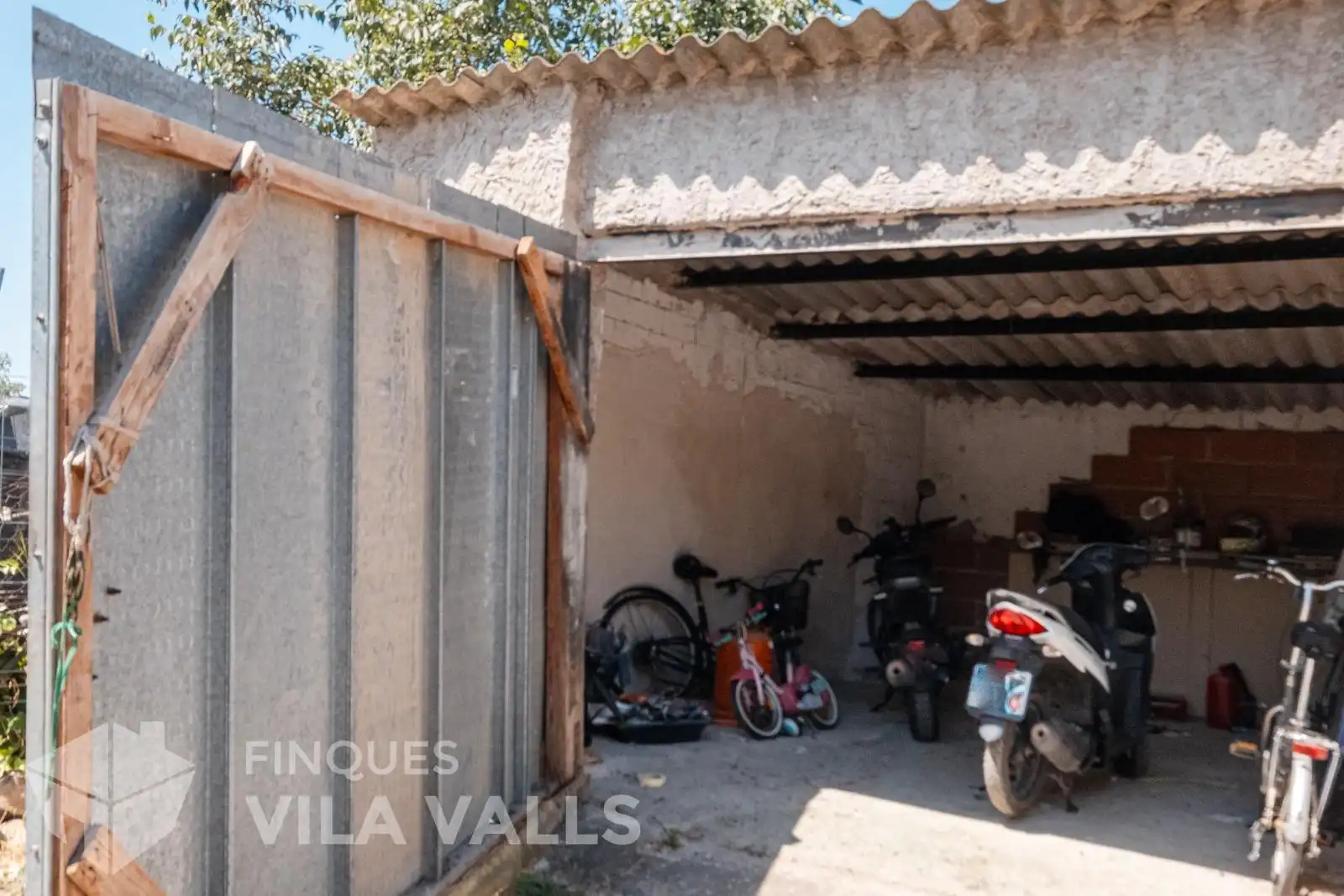 Parking of Flat for sale in Lliçà d'Amunt  with Air Conditioner, Heating and Private garden