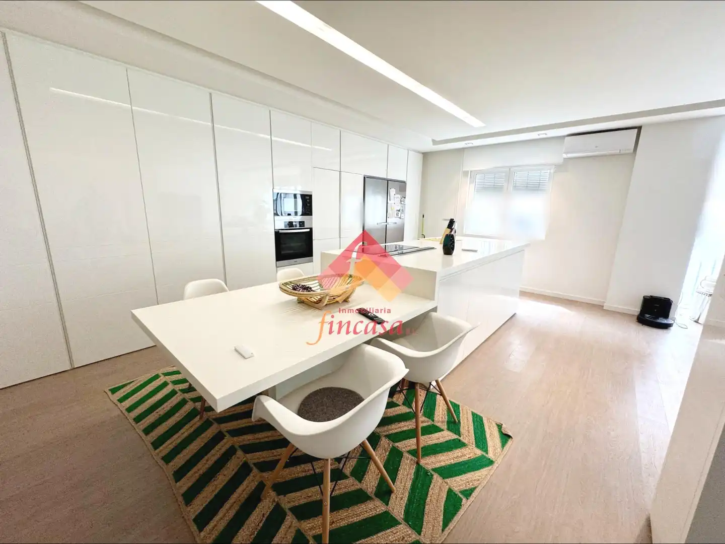 Cocina de Piso en venta en Ronda con Calefacción, Trastero y Amueblado