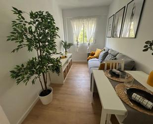 Living room of Flat to rent in  Zaragoza Capital