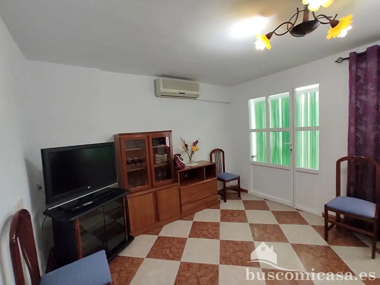 Sala de estar de Casa adosada en venta en Lupión con Terraza
