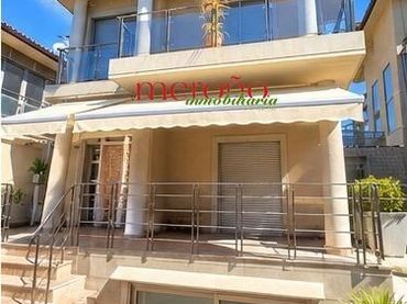 Detached house with pool to rent in Elche ciudad
