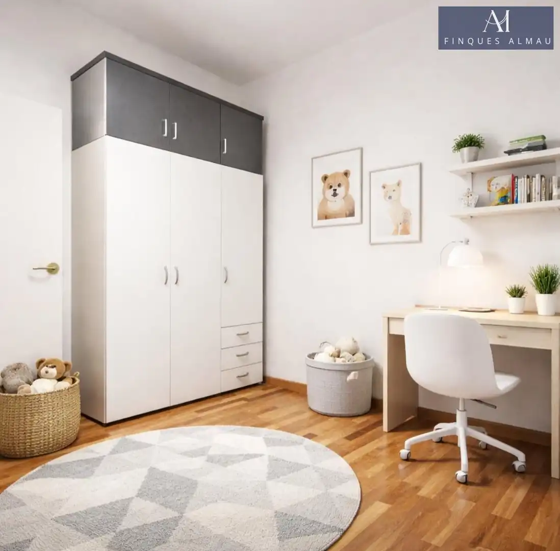 Habitación de Piso en venta en Barcelona con Aire acondicionado, Calefacción y Balcón