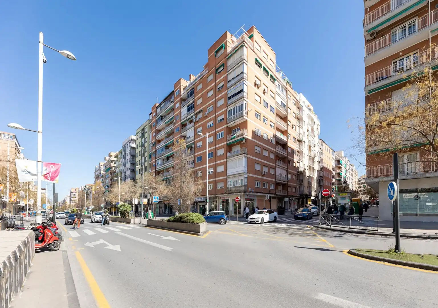 Vista exterior de Pis en venda en  Granada Capital