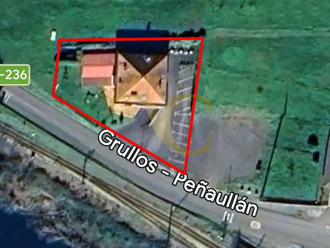 Edifici en venda en Candamo