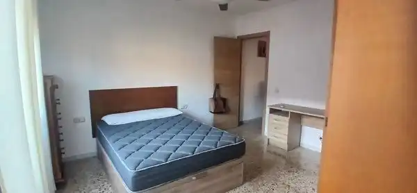 Schlafzimmer von Wohnung zur untervermieten in Almería mit Klimaanlage, Terrasse und Möbliert
