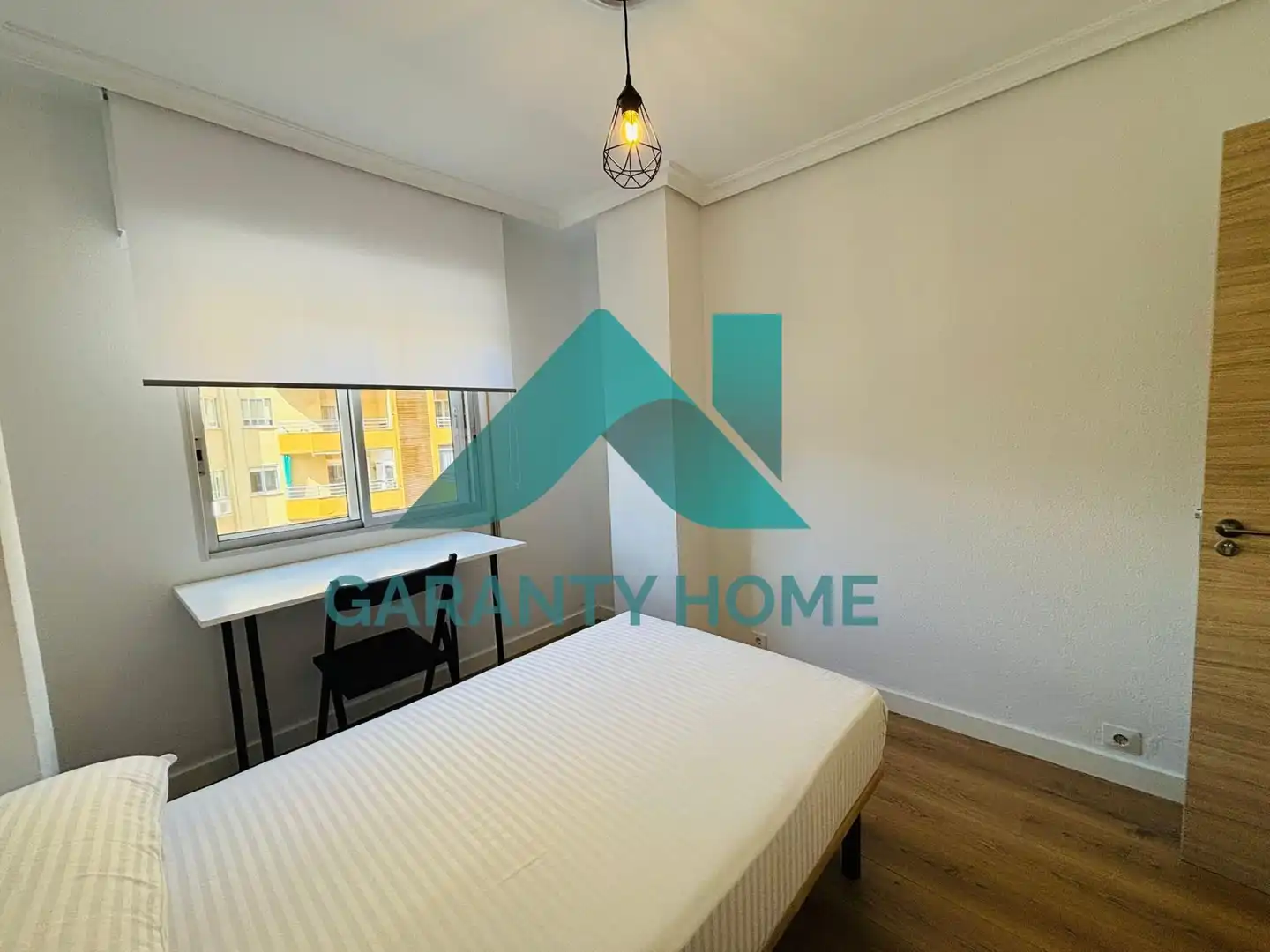 Bedroom of Flat for rent in Cáceres  with Air Conditioner and Furnished