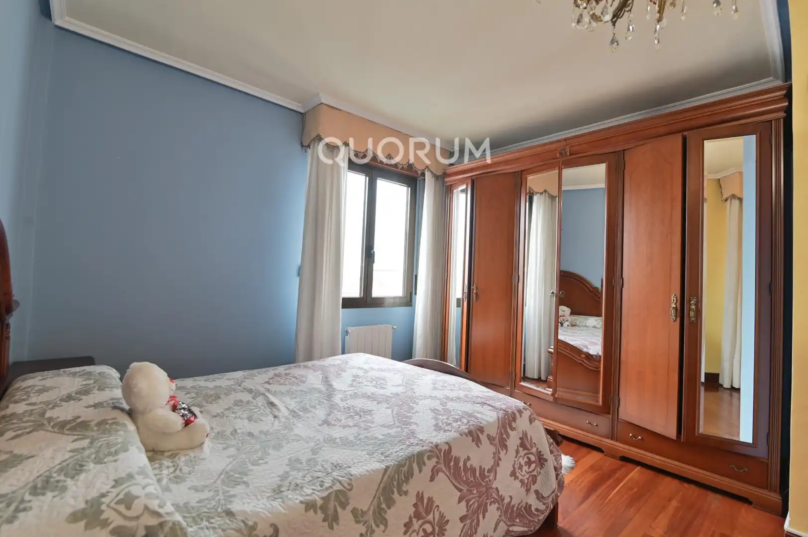 Habitación de Piso en venta en Bilbao  con Calefacción, Terraza y Amueblado