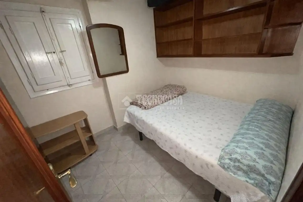 Habitación de Piso en venta en Valencia con Calefacción, Amueblado y Balcón