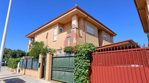 Foto 2 de Casa o xalet en venda a Avenida Salinas, 5, La Marina, Alicante