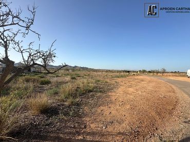 Terreny residencial en venda a Pedanías Oeste