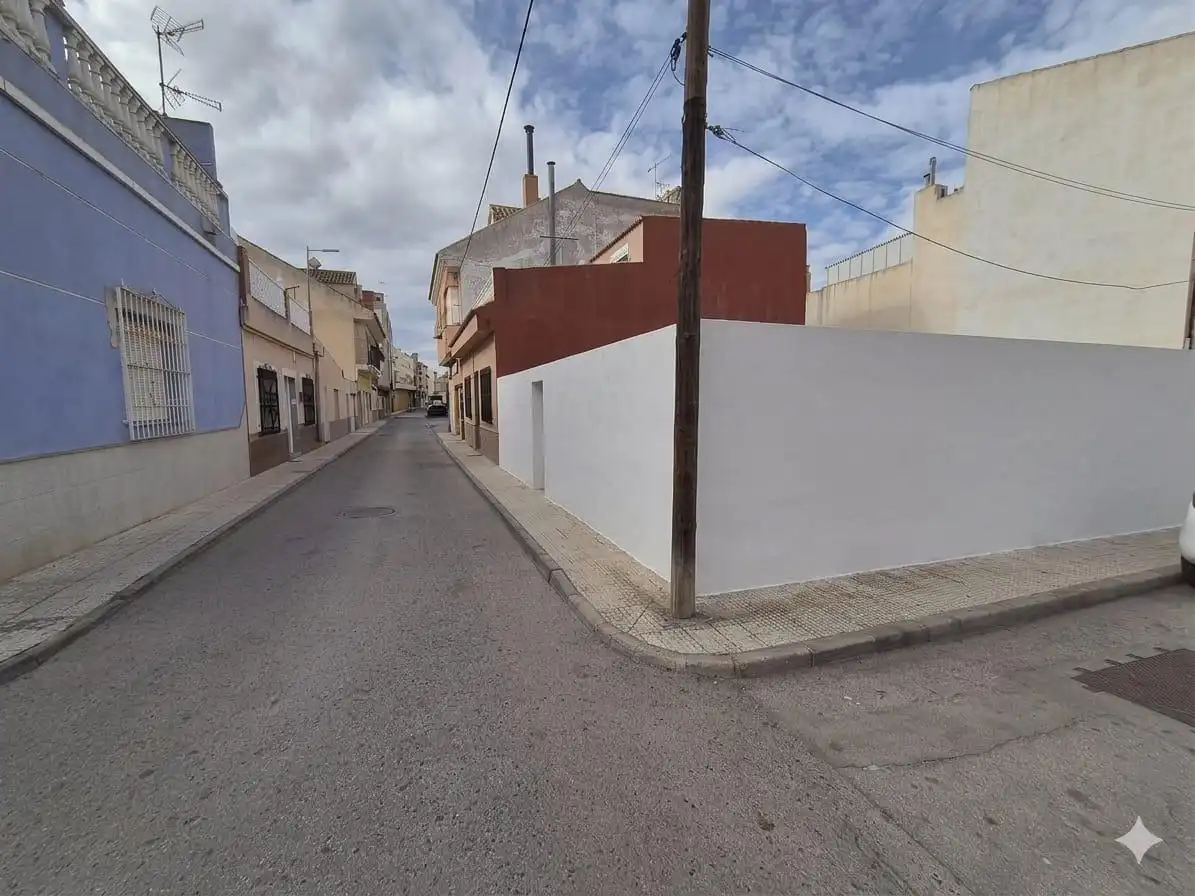 Residential land for sale in Calle CASSOLA, imagen 3
