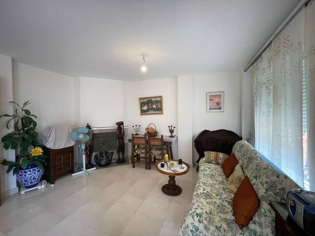 Casa adosada en Venta en El Tomillar