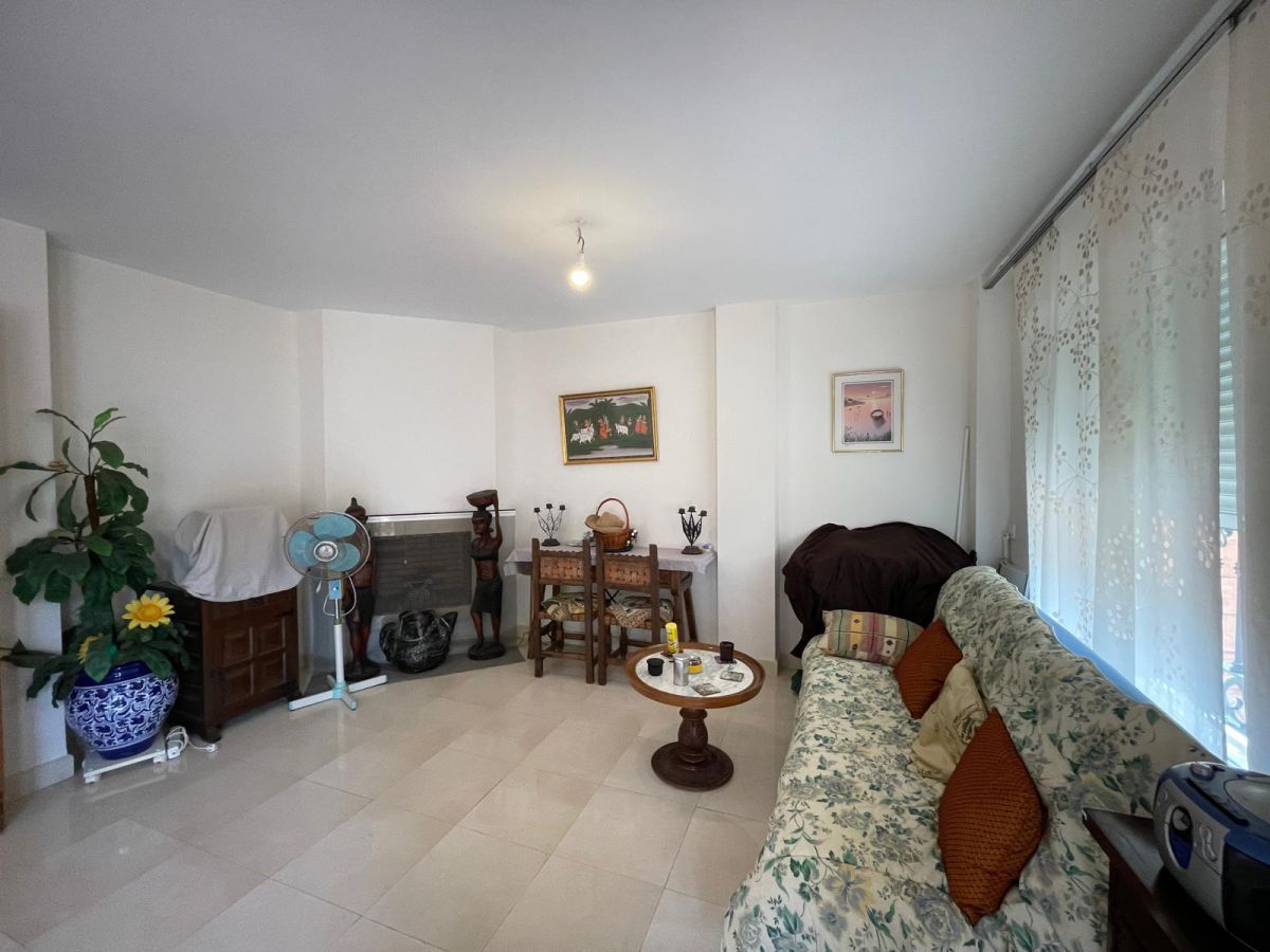 Sala d'estar de Casa adosada en venda en Vélez-Málaga