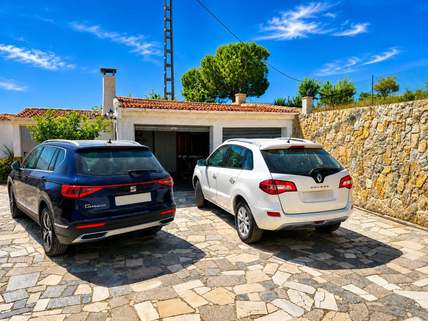 Parkplatz von Haus oder Chalet zum Verkauf in Castalla mit Heizung, Terrasse und Abstellraum