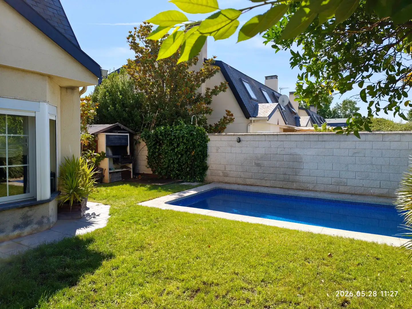 Swimming pool of Houses for sale in Aranjuez  with Air Conditioner, Private garden and Terrace