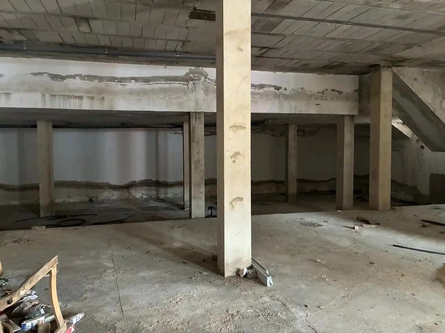 Local comercial en venda a Beas, imagen 4