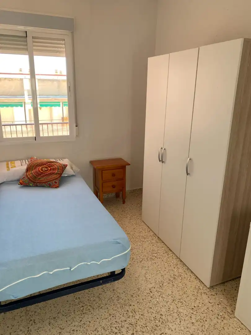 Bedroom of Attic for rent in Granada  with Air Conditioner, Heating and Terrace