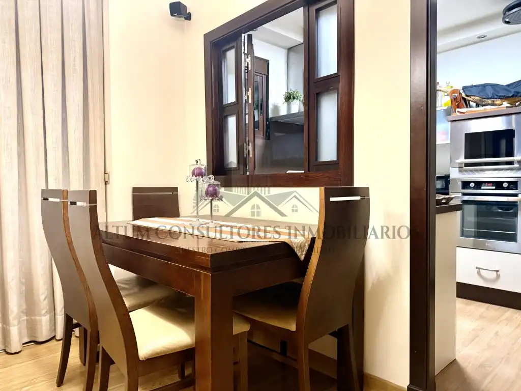Dining room of Flat for sale in Sevilla