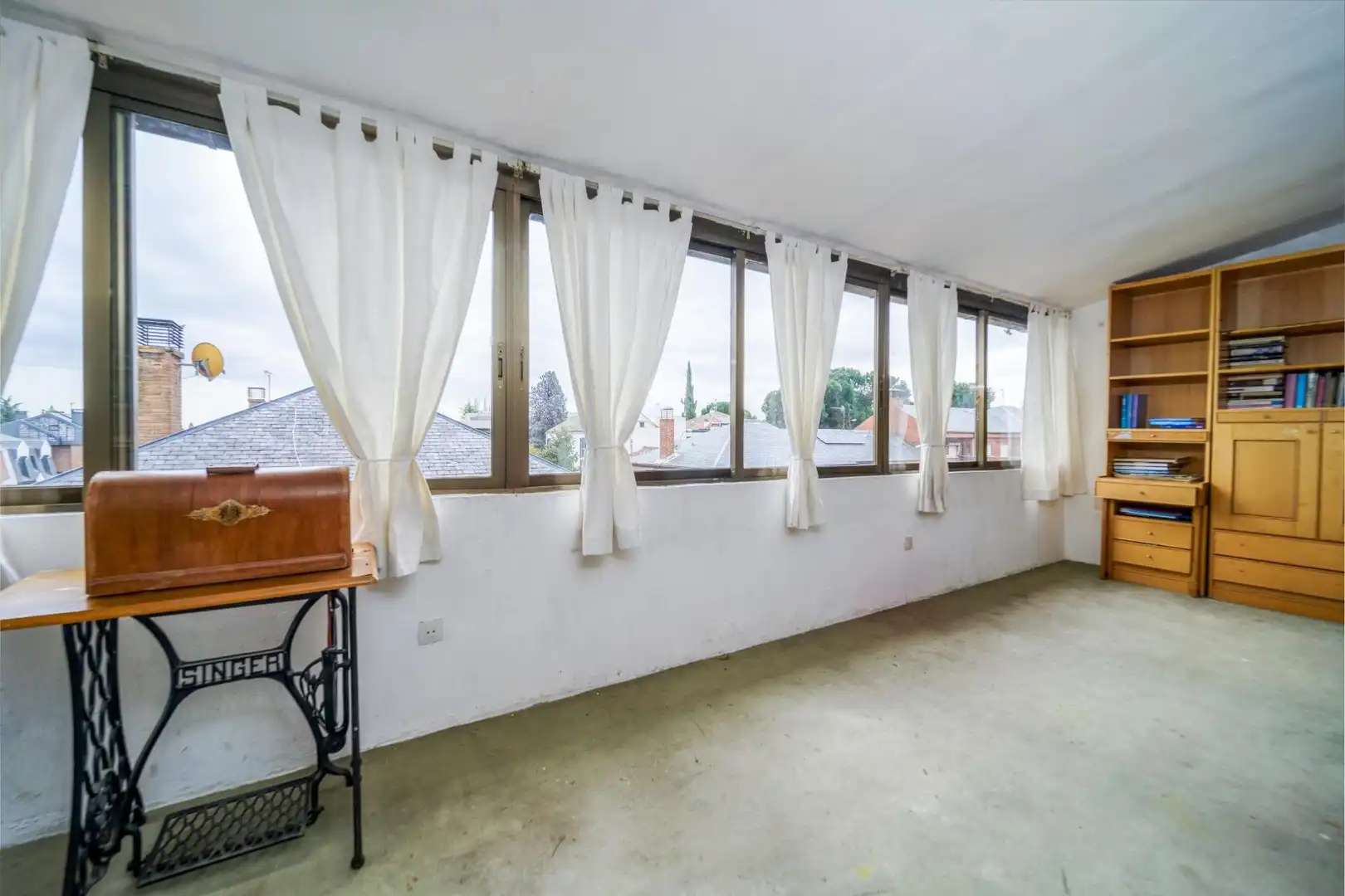 Casa adosada en venta en Madrid con Calefacción y Jardín privado