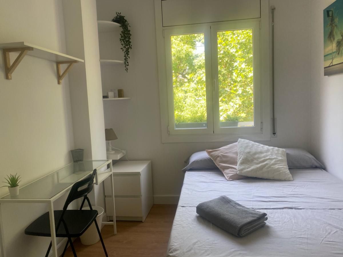 Apartment for share in La Bordeta