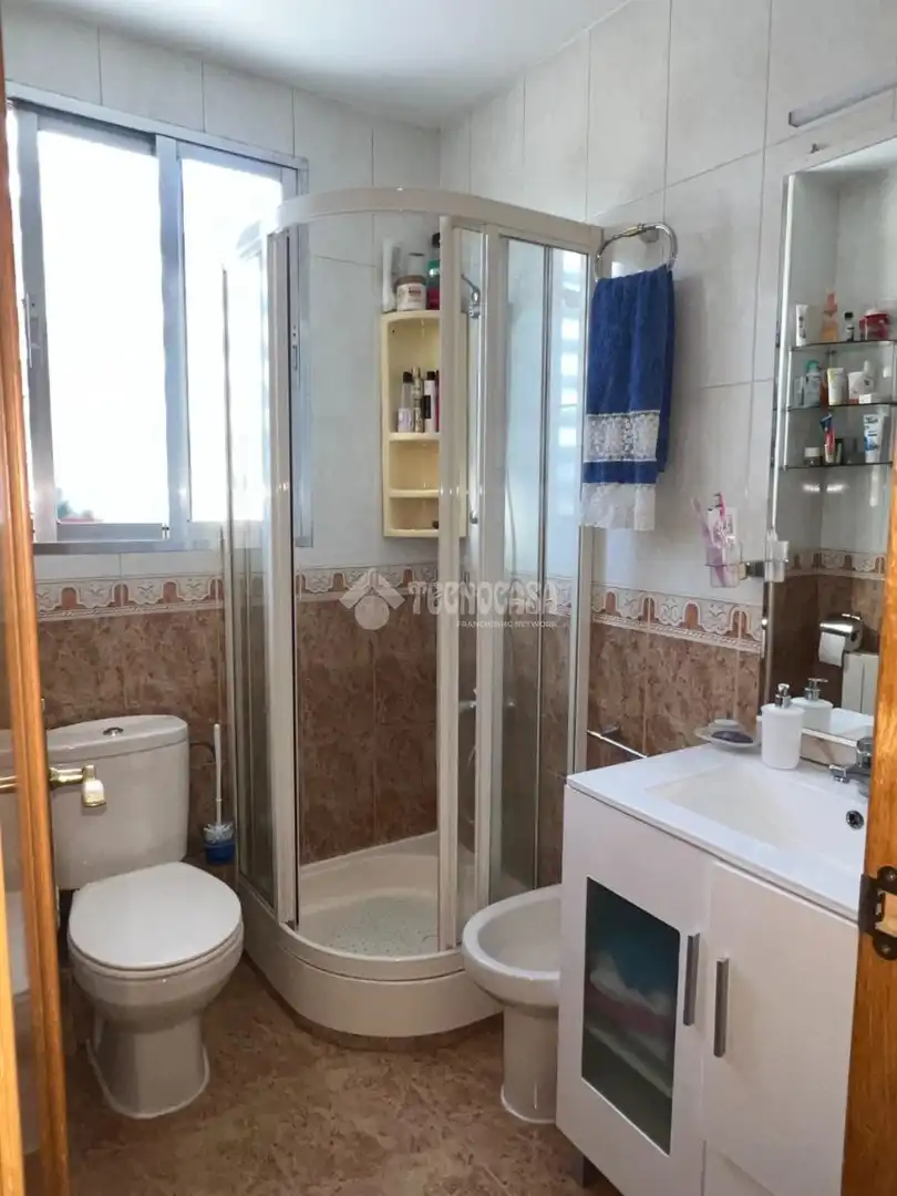 Baño de Piso en venta en Madrid con Aire acondicionado, Calefacción y Parquet