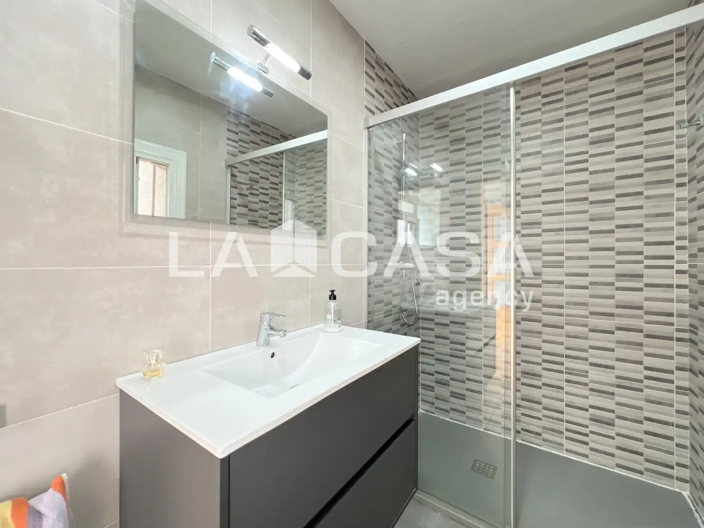 Baño de Casa o chalet en venta en Badalona con Calefacción y Terraza