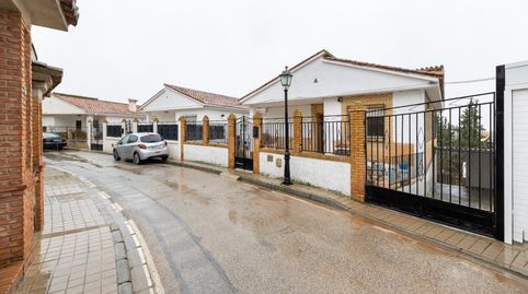Foto 2 de Casa o chalet en venta en Huétor Vega, Granada