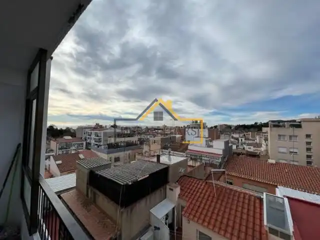 Vista exterior de Piso en venta en Mataró con Balcón