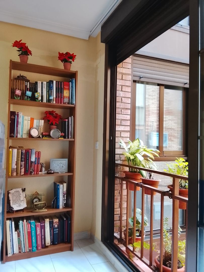 Flat for sale in Ciudad Jardín - Zoco