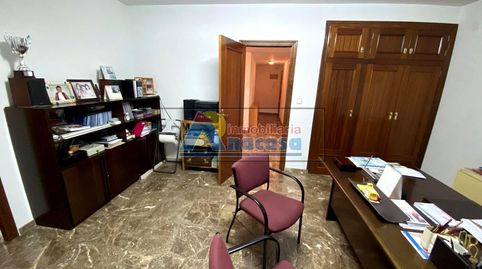 Foto 5 de Oficina de alquiler en Oliva pueblo, Oliva