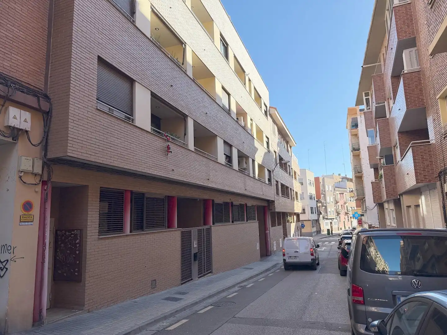 Außenansicht von Dachboden zum Verkauf in Zaragoza mit Heizung, Parkett und Terrasse